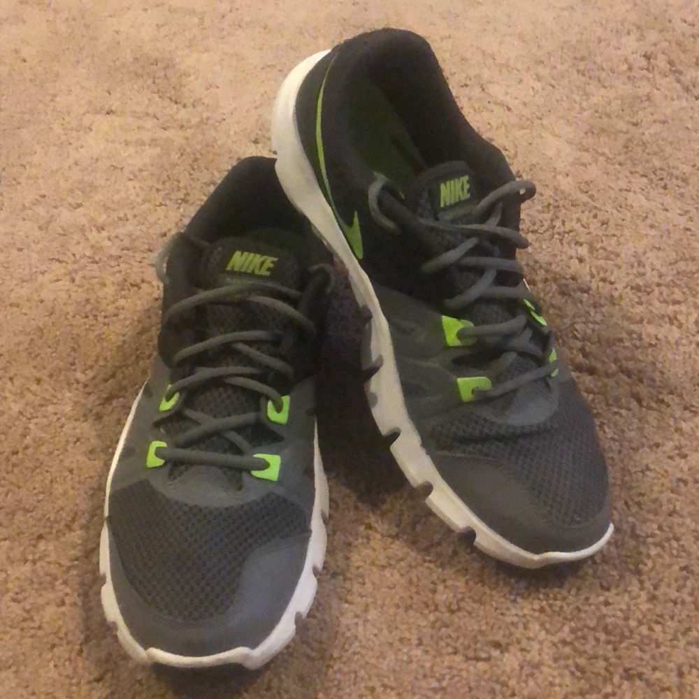 Men’s Nike Running Shoe Size 12